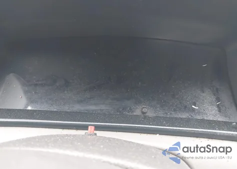 2005 Toyota Corolla Le z USA, uszkodzony, nr VIN 2T1BR30E15C558397